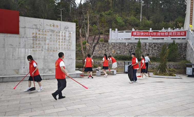 祭英烈傳紅色基因，擔使命踐行復興夢——惠州理工學校開展清明祭英烈活動459.png